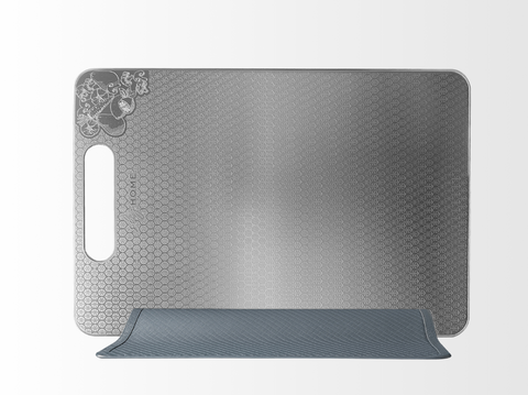 Paslanmaz Çelik Kesme Tahtası + Kaydırmaz Mat ile 2’li Set 23x34 cm, Gıda Temasına Uygun